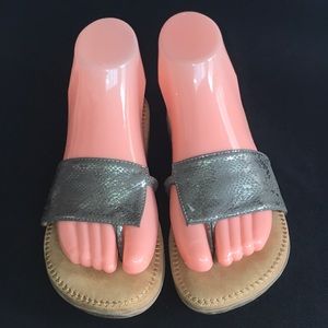 Volatile Slip On Sandals